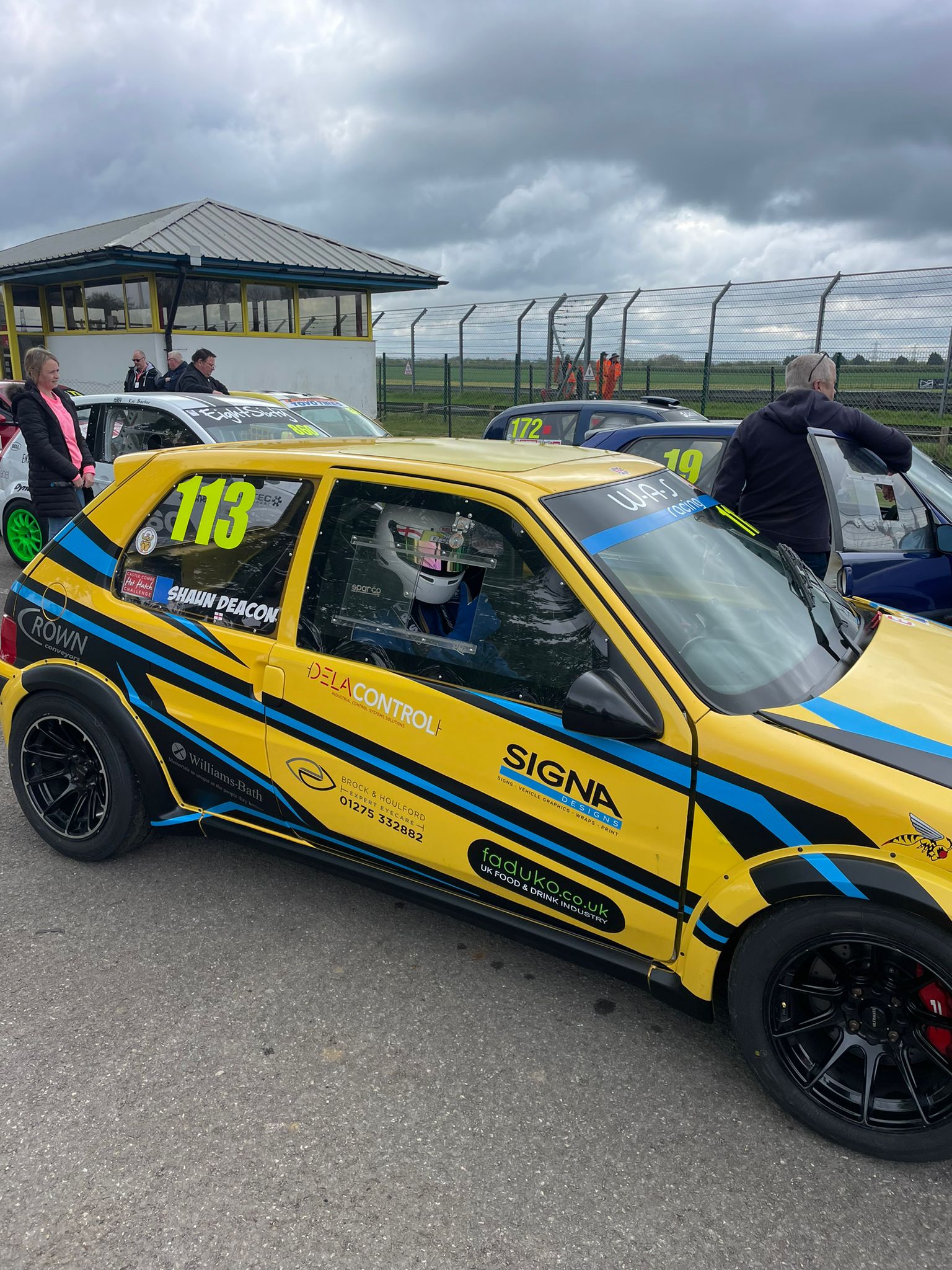 Shaun Deacon from ES racing in the car going round the race track